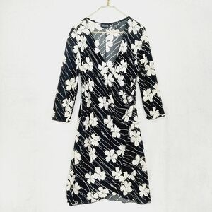 New York & Company Black & White Floral V Neck Wrap Midi Dress 2960